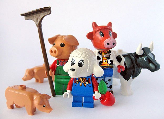 vintage lego animal figures